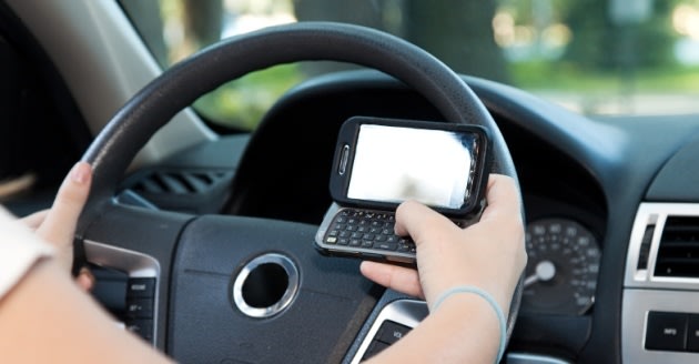 fva-630-texting-while-driving-630w.jpeg