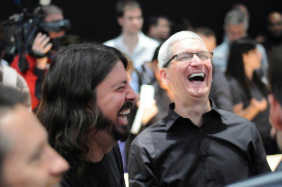 Apple-CEO-Calls-Greenlight-Suit-A-Silly-Side-Show-2.jpg