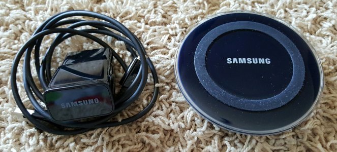 Samsung wireless charger.jpg