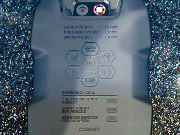 New_G-Shock_Cell_Phone_CES_2012_04.jpg