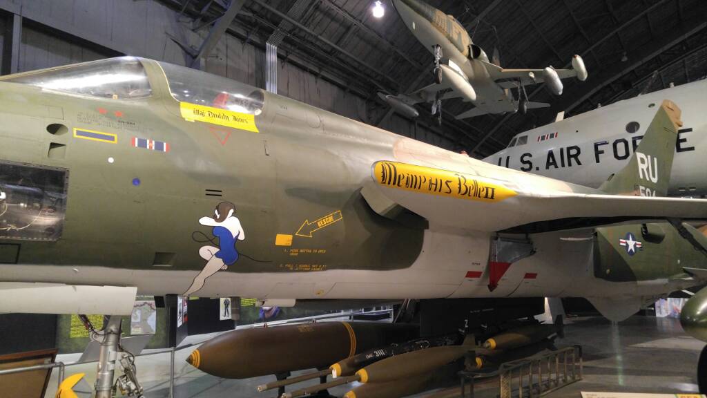 abb7bf763ff70b9034579edf0537f73e.jpg