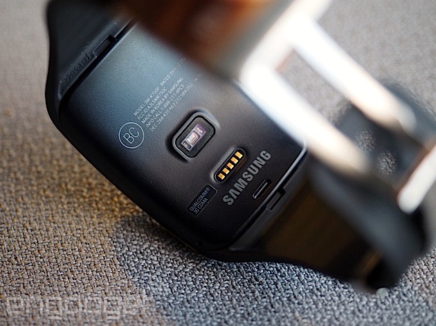 samsunggears18.jpg