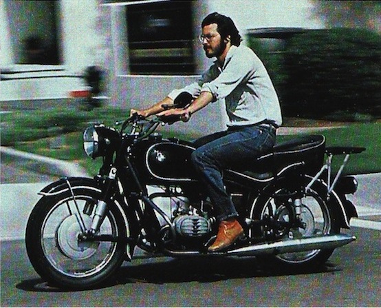 steve-jobs-motorcycle_bmw.jpg
