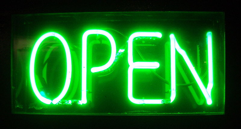 800px-neon_open_green.jpg
