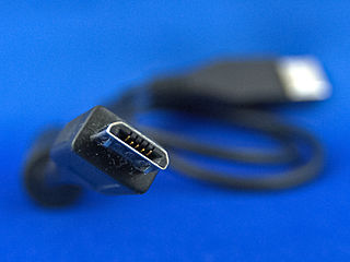 320px-MicroB_USB_Plug.jpg
